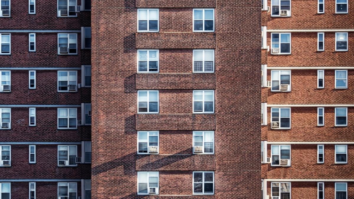 🔴Derecho a tener un techo: la ciudadanía necesita vivienda asequible y de calidad donde poder vivir ‼️ @FACUA Madrid entiende que la protección y defensa de los consumidores es esencial en la lucha contra desequilibrios y desigualdades 🤓Info: madrid.ccoo.es/noticia:691878…
