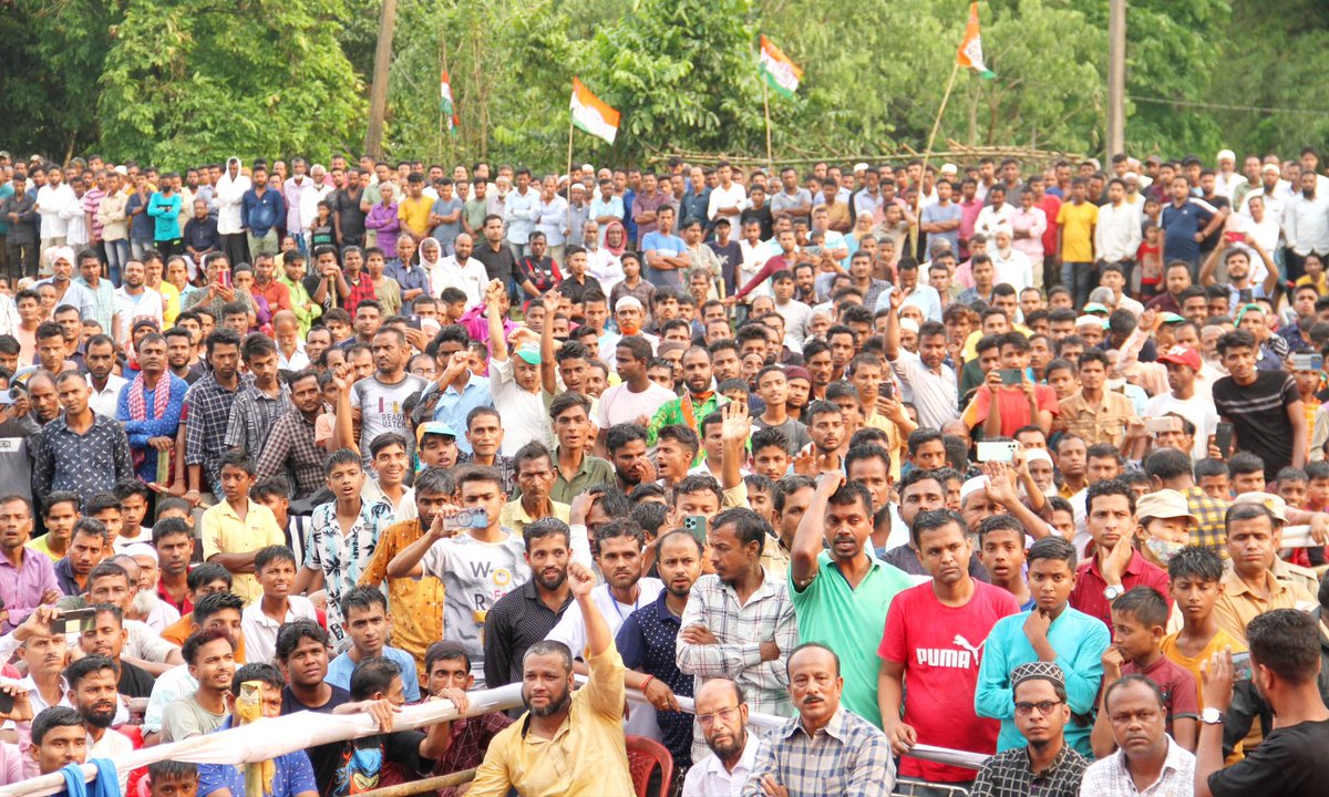 Today, our leader Smt. @sayani06 and our MP Smt. @sagarikaghose, led public meetings in Silchar in support of our MP Candidate Shri Radheshyam Biswas. The people of Silchar came in support of Shri Radheshyam Biswas and commited to strengthen his hands in the LS Elections to