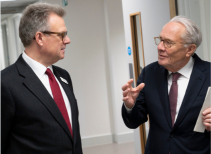 Last week, our Aseptics colleagues welcomed Lord Carter and showed him first-hand how we are spearheading healthcare for the future.   

He learned about the new WYAAT Preparative Services Hub we are hosting, as well as pathways redesigned to support patients and staff🙌🏽

#MMPS