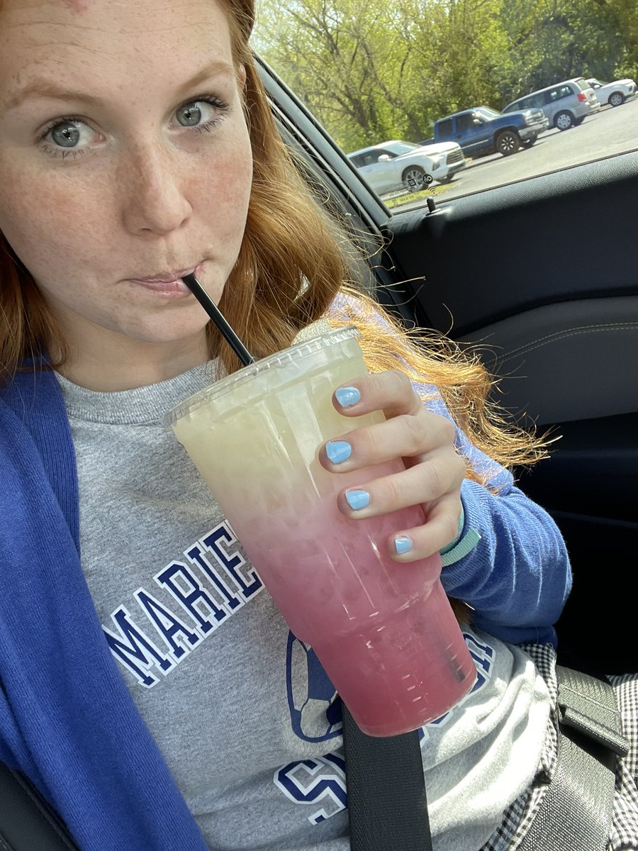 mdcall77's tweet photo. My girl celebrating getting a 97% on her senior project… telling everyone about the great Sports Management program @MariettaCollege 
Great job @madelyncall08 https://t.co/Xgdm5Bwa4P