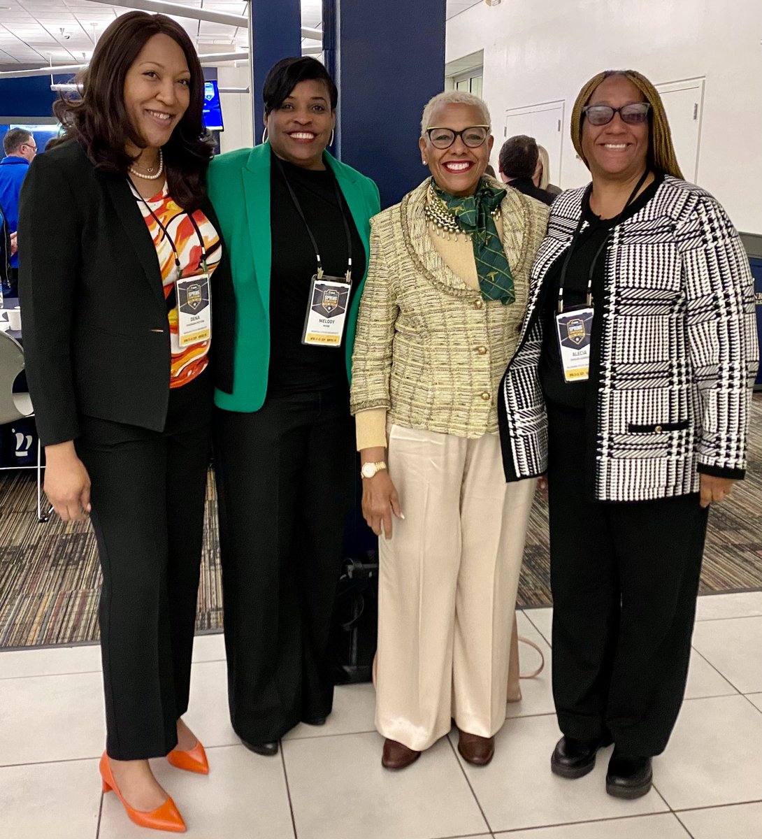 NACDA's tweet photo. Here for this group of inspiring women who are leading courageously through change 👏👏👏👏
@BmoreDFP @Melo_Webb @Norfolkstate President Dr. Javaune Adams-Gaston & @aleciashields
#SpringSymposium24 https://t.co/T10x0fsxzq