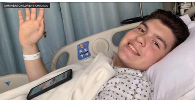 Ivan is making an amazing recovery, thanks to the rehabilitation team at @shrinerschicago. The teen was injured in an airstrike in Mariupol, Ukraine. ow.ly/gwtP50Rmgfe @cbschicago