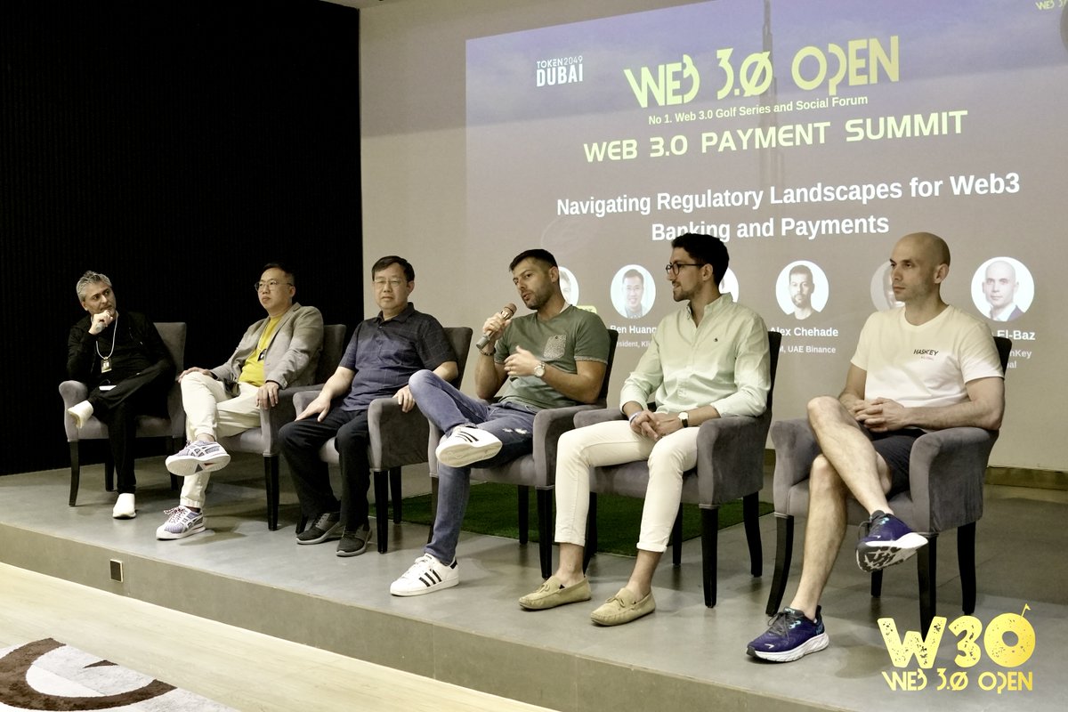 BitMartExchange's tweet photo. Thanks to @web3_open for inviting #BitMart to the Web 3.0 Payment Summit!
💡Looking forward to exploring the next-gen of banking and #CryptoPayments together!
🙋Let's look back at the amazing moments!
#token2049dubai #token2049 https://t.co/GxPUMu4T4q