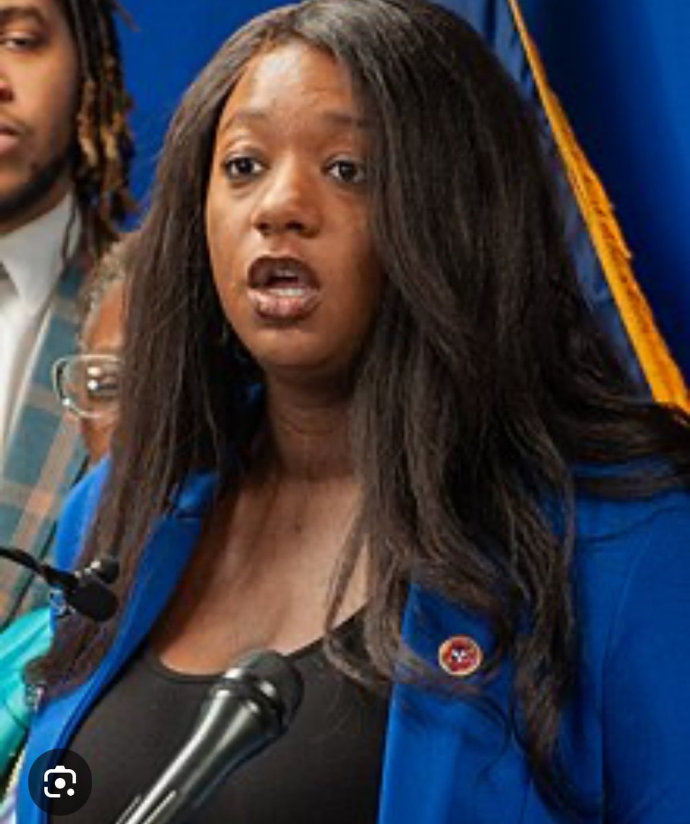 MemphisG27's tweet photo. @SenatorLamar 🥷🏿s from your thugged out weave wearing baby mama pants sagging hood are the ones killing every day. Can you hear me under that fake ass Dollar Tree ghetto weave GURL?
#NappyHeaded🥷🏿
Can yauh hurrr me GURL? https://t.co/nVoEcUizrj