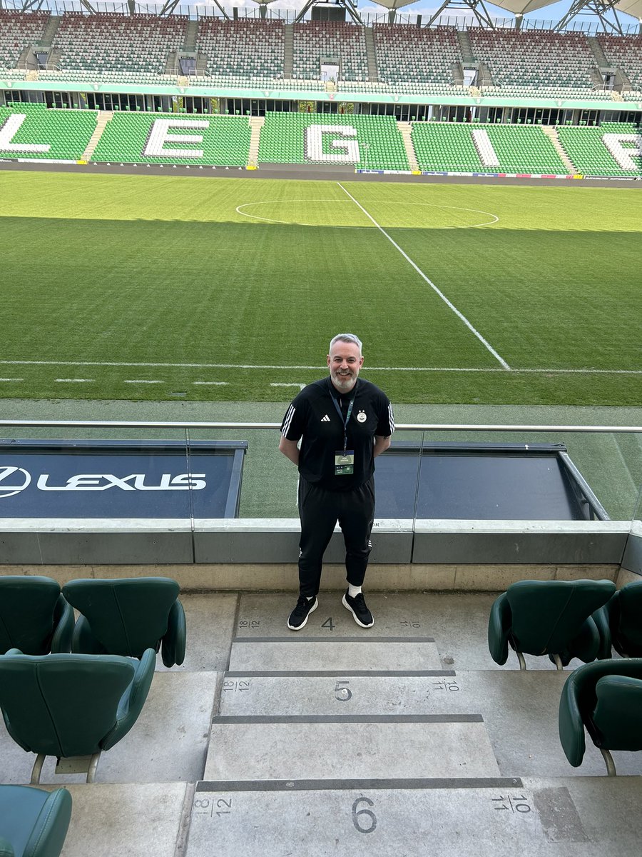 AndoChooseEvent's tweet photo. What a great day at @LegiaWarsawEN for my first European Football Development Network (EFDN) represnting @AFCCT 

Met so many great people and clubs ⚽️💯

#morethanfootball #efdn https://t.co/ha8x326Bzp