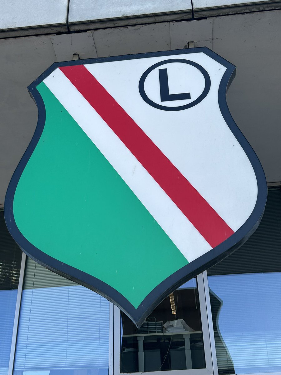 AndoChooseEvent's tweet photo. What a great day at @LegiaWarsawEN for my first European Football Development Network (EFDN) represnting @AFCCT 

Met so many great people and clubs ⚽️💯

#morethanfootball #efdn https://t.co/ha8x326Bzp