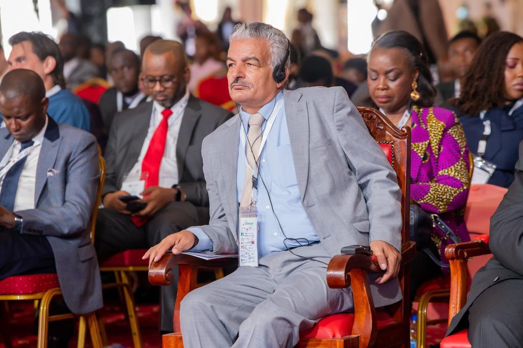 📸🇪🇭🇰🇪 | Minister of Economic and Financial Affairs, Mr. Mohammed-Mouloud Mohammed-Fadel, attended the opening ceremony of Connected Africa Summit 2024 in #Nairobi, running under the theme “𝑆ℎ𝑎𝑝𝑖𝑛𝑔 𝑇ℎ𝑒 𝐹𝑢𝑡𝑢𝑟𝑒 𝑂𝑓 𝐴 𝐶𝑜𝑛𝑛𝑒𝑐𝑡𝑒𝑑 𝐴𝑓𝑟𝑖𝑐𝑎: