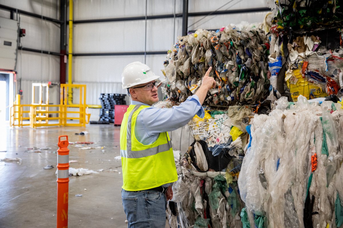 Bob Powell tweet media