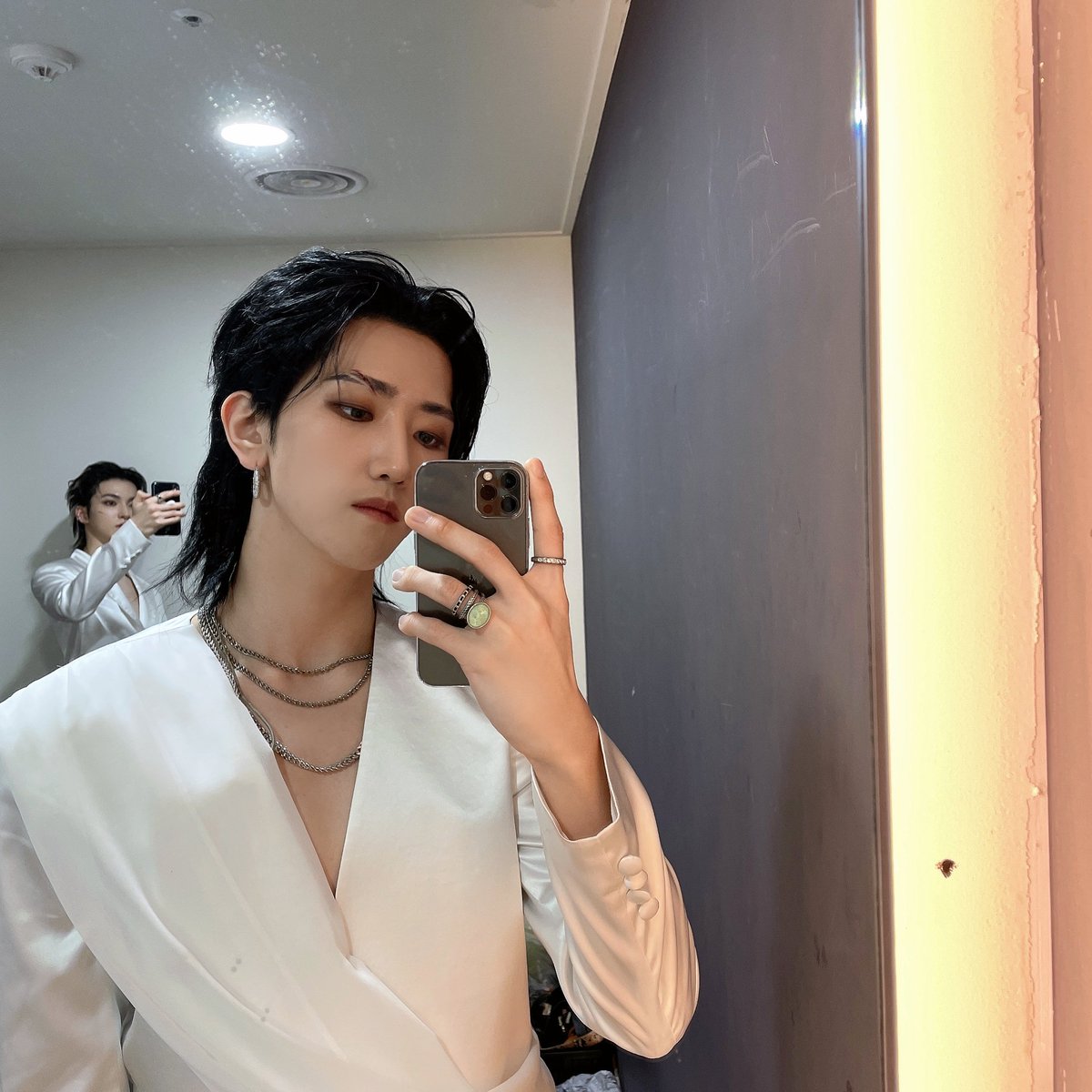 ELASTofficial's tweet photo. 중간즈 막냉아 생일축하해♥️
⠀
#ELAST #엘라스트 #エラスト
#BAEKGYEUL #백결 #ベッキョル https://t.co/bOGDWgajNm