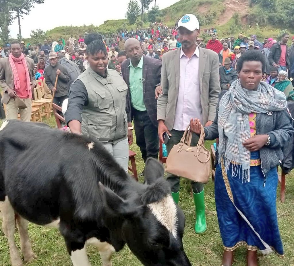 Umurenge wa Kanama tweet media