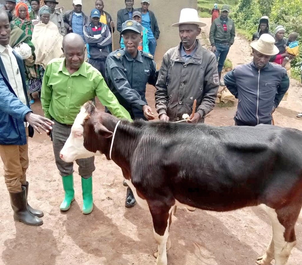 Umurenge wa Kanama tweet media