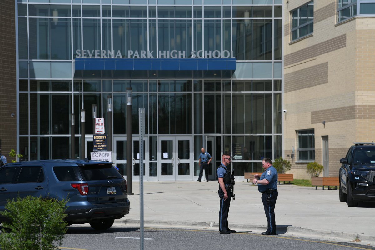 Severna Park High School was on lockdown due to an unknown threat Tuesday morning. The threat was investigated and an all clear was announced. Concerned parents were showing up at the school and ushered into the gym. Follow me, @capgaznews and @lparkernews for the latest.