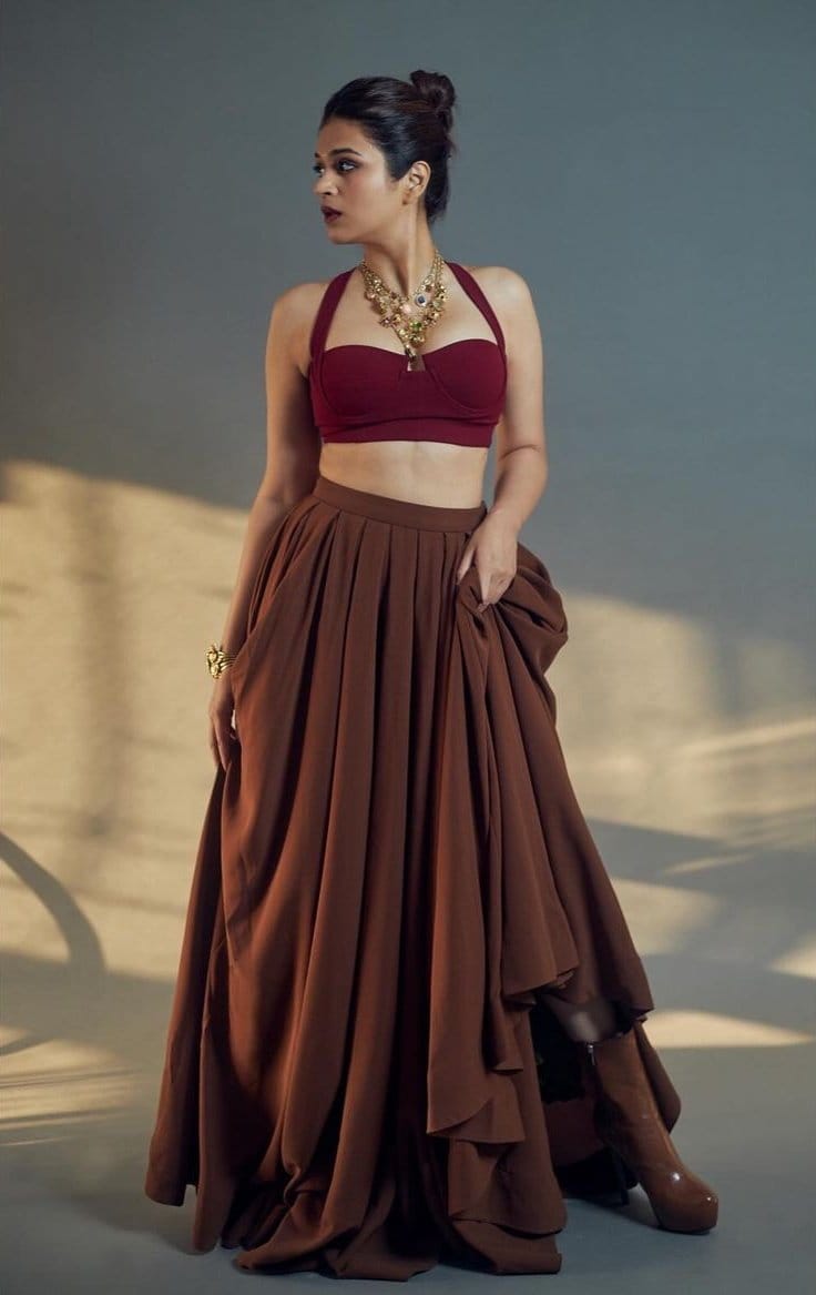 stunt_ram's tweet photo. She looks Stunning 💗😻

#ShraddhaDas @shraddhadas43 https://t.co/q8jbVwDHee