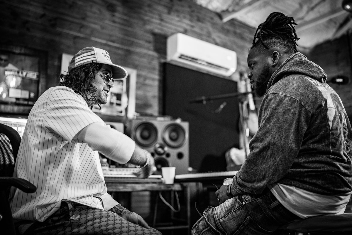 Good vibes. <a href="/Yelawolf/">YelaWolf</a>