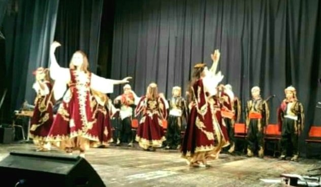 KervanEnis's tweet photo. 🇽🇰🇹🇷23 Nisan Kosova Türkleri Milli Bayramı Kutlu Olsun
"Prizren’deki 🇹🇷 Türk Toplumunun Kültürel  Değerlerinin Koruma Altına Alınması" başvurum karara bağlandı. Prizren Türklerine ait Mevlana,Horo,  Kılıç,Aynali Pembe,Celin Yani,  Kaçamak,Bardak halk oyunları artık koruma altında https://t.co/uS2Be7HLsT