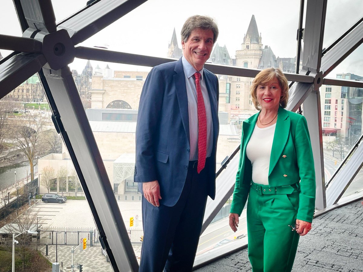 Productive chat with 🇬🇧#UK Environment Minister @pow_rebecca in Ottawa yesterday. We discussed the global agreement on plastic pollution and best approaches to bring countries together to #BeatPlasticPollution. #PlasticTreaty #INC4