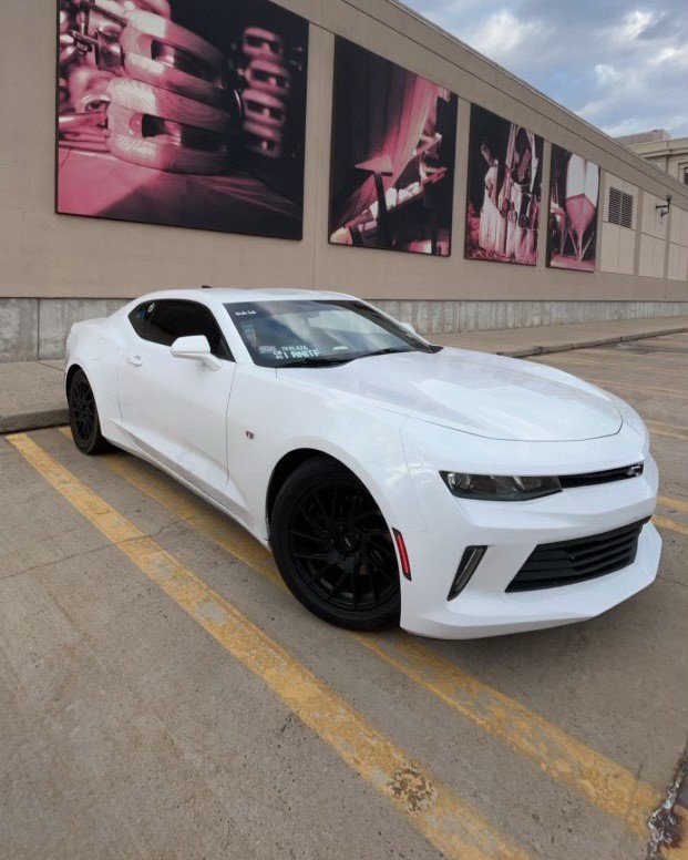 Fresh Falco Wheels for the Camaro! 💪🛞

📷 Snapchat @emma.cedronee

#voxx #voxxwheels #voxxwheel #falco #camaro #chevycamaro #chevy #musclecar #camaroworldwide #camarolove #camaroclub #camarofamily #camaronation