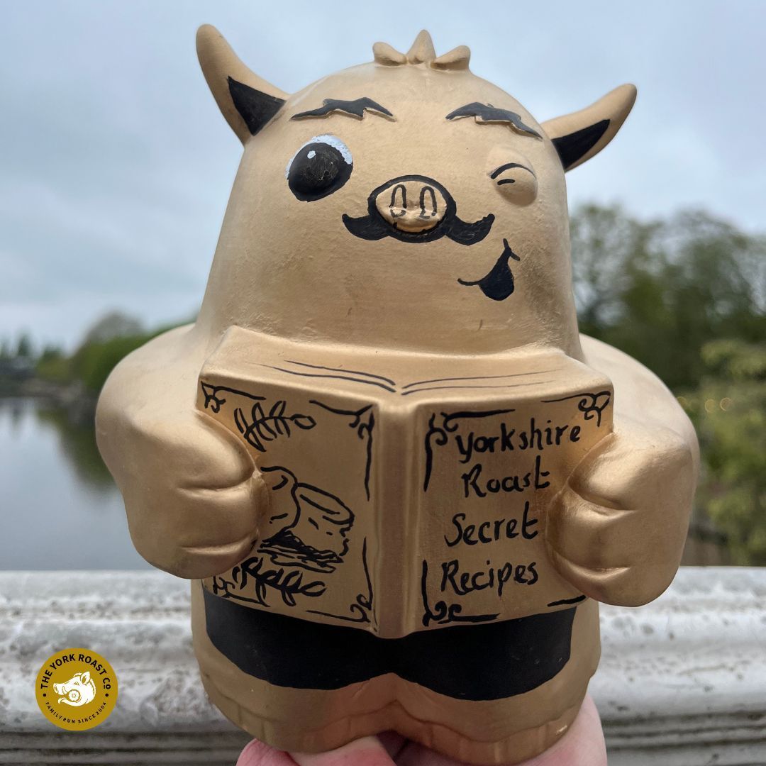 Meet our little #YorkRoastSnook ! Tomorrow, he'll be on the hunt to find his Snooks friends on the York trail. Tune in and don't forget to check our pinned post to enter our Snook giveaway. 🎉 @visityork #yorkypudwrap #yorkshirepuddingwrap #Chester #York #dinner #sundayroast