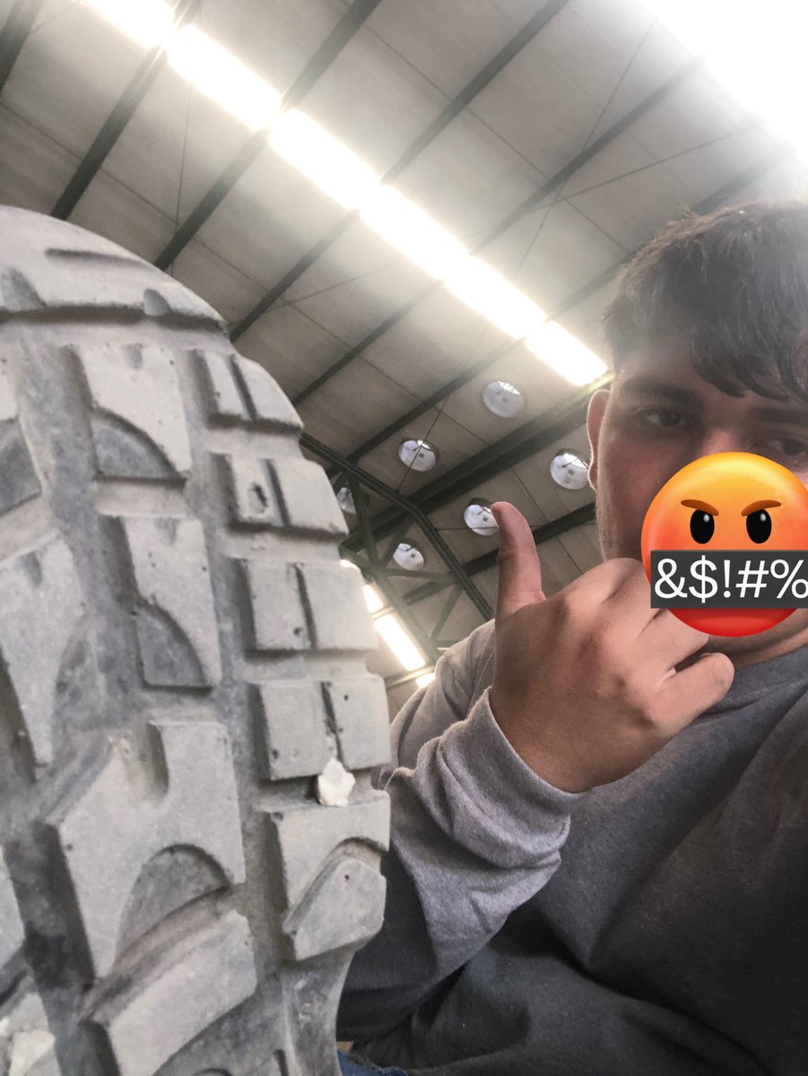 Esteban17926223's tweet photo. Ohhh if they come to clean the sole of my stupid work boots insignificant human garbage🐷💶🤣 #findom #cashapp #findomapp https://t.co/KxSi6WCu7D