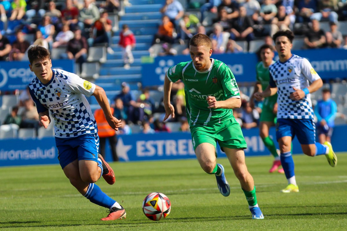 📸 Algunas imágenes del partido #SabadellCornellà disputado el pasado sábado en la Nova Creu Alta. 🔗 bit.ly/4dbiCGZ #TodoAlVerde 💚