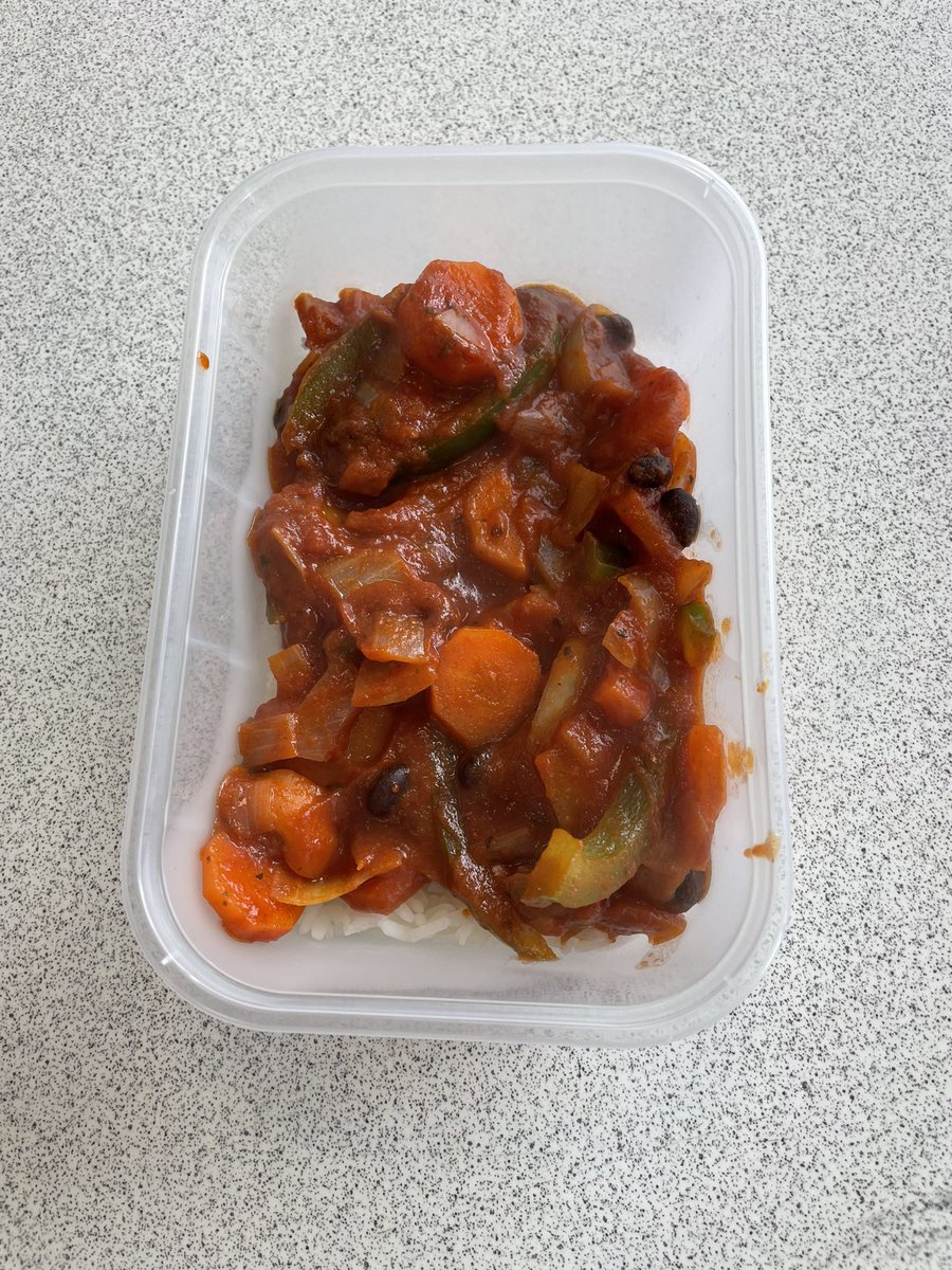 S2 are making Vegetable Chilli this week, and fantastic well done to everyone who has brought their own containers! 🌶️