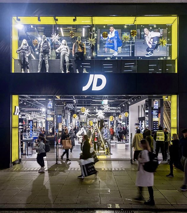 JD Sports is buying Hibbett for a cool $1.08 Billion💰

The English sportswear giant is expanding its U.S. presence, with retailers Finishline, DTLR, + Shoe Palace already in the portfolio ✍️ nicek.is/3UewyaM