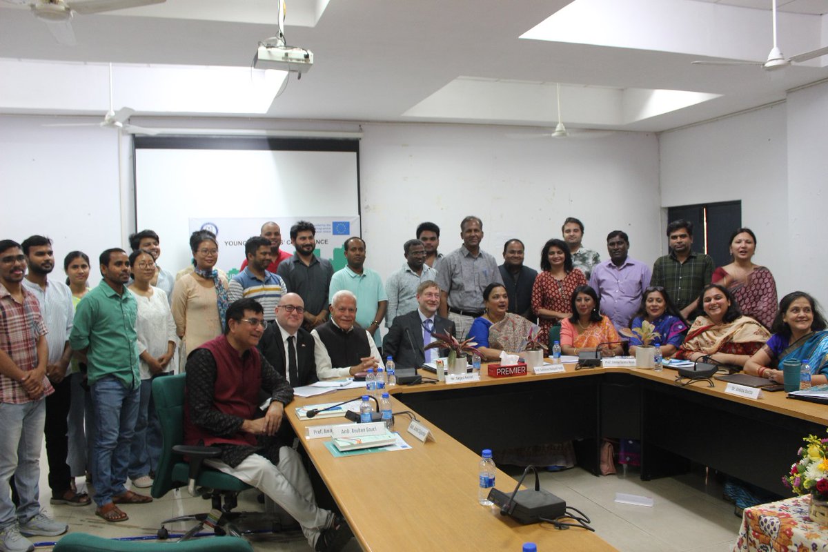 Lyimeee's tweet photo. From the Young Scholars' Conference 2024 today, organised by Centre for European Studies, SIS, JNU. The inaugural session discussions are always the ones you can never miss! Discussing contemporary challenges and developments in Europe and Intl Politics. #JNU #SIS #YSC2024 https://t.co/0Rkyq8VZjF