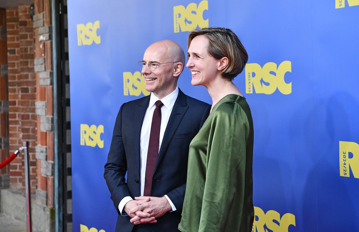 TheRSC's tweet photo. Throwing it back to #LovesLaboursLost Press Night last week 💕

Thanks to everyone who came to celebrate with us https://t.co/EQp8Mamckr