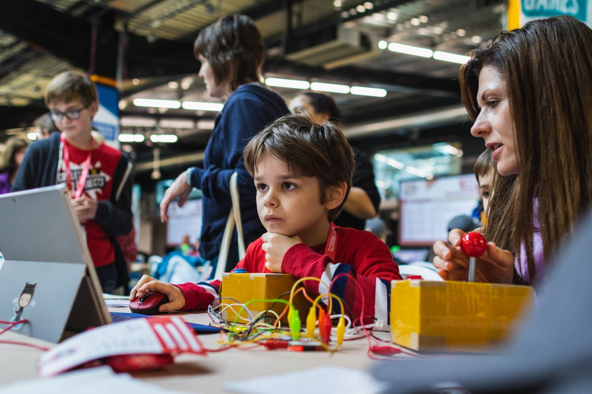 Registration for #CoolestProjectsUK closes tomorrow 🚨 Submit your digital creations and join us in Bradford 👉 online.coolestprojects.org/cp-uk-2024. Not ready to showcase? Sign up for a visitor ticket to join in on the fun 👉 eventbrite.co.uk/e/coolest-proj… #KidsWhoCode #STEM