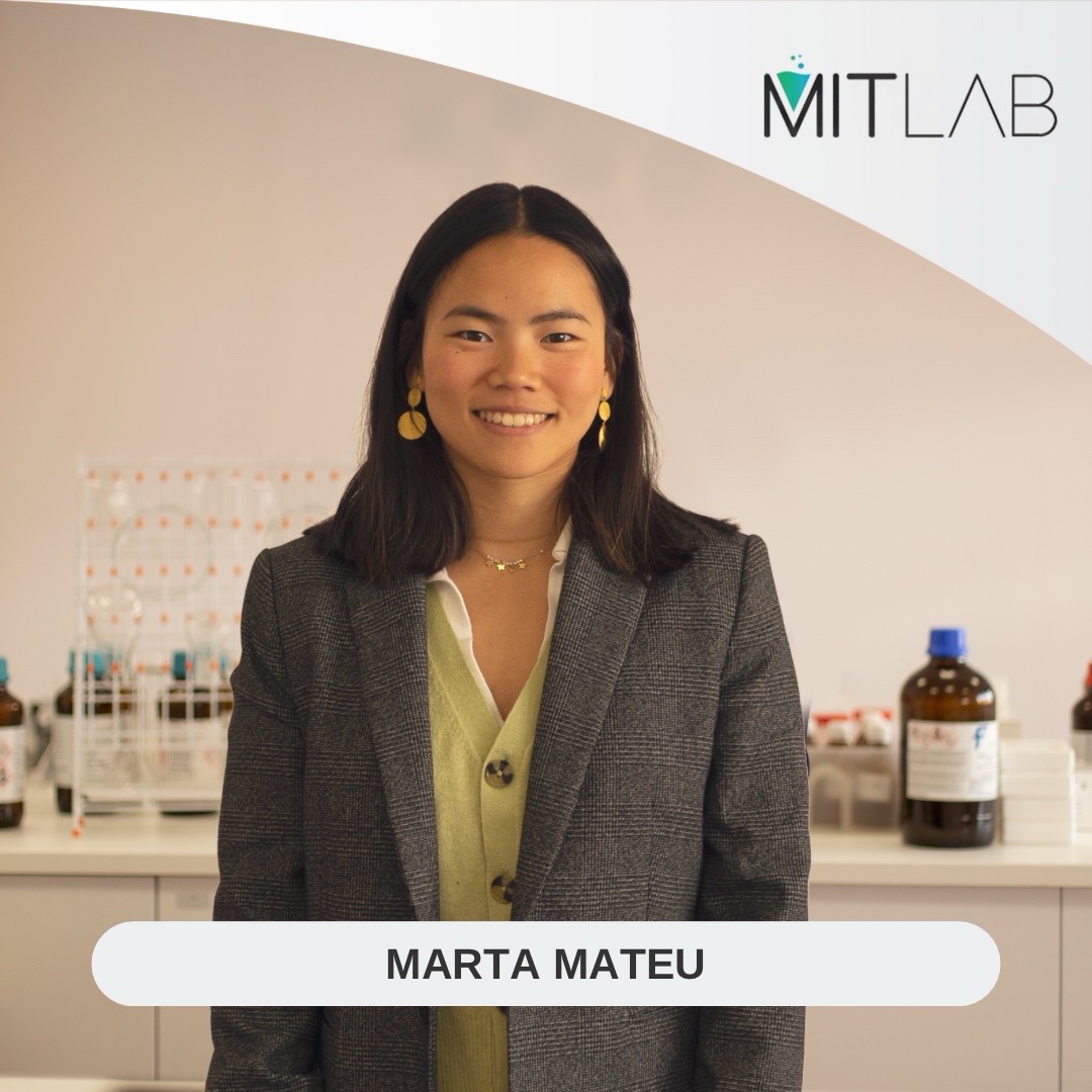mitlab_sl's tweet photo. Damos la bienvenida a Marta Mateu, consultora en seguridad alimentaria en #MITLAB.
Marta nos cuenta: “En mi día a día, el deporte no puede faltar, des del crossfit hasta la escalada. Me declaro fanática de la cultura popular catalana, especialmente de los “Castells”. https://t.co/PZbvLd80qa