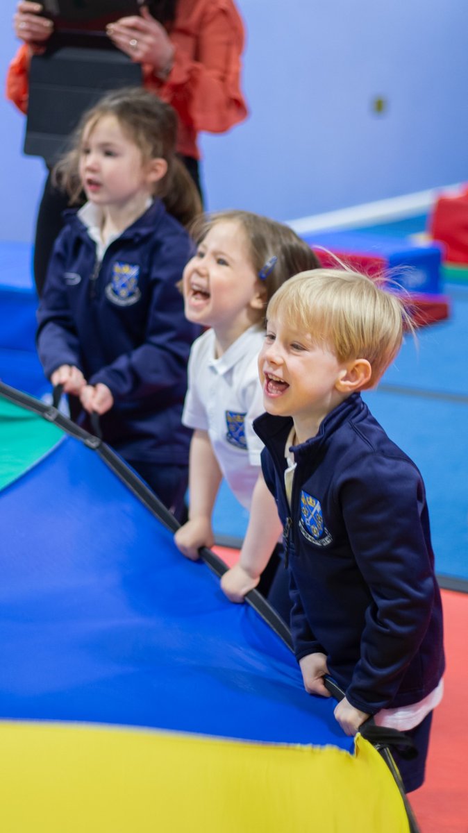 StPetersYork's tweet photo. #StPetersReception visited The Little Gym as they begin to learn about the Olympics for the whole school themeπ
#StPetersYear1 have some wonderfully decorated classrooms and more #StPetersReception made their own Greek clay pots!
#StPetersTogether | π€ https://t.co/7g1rtraaB2