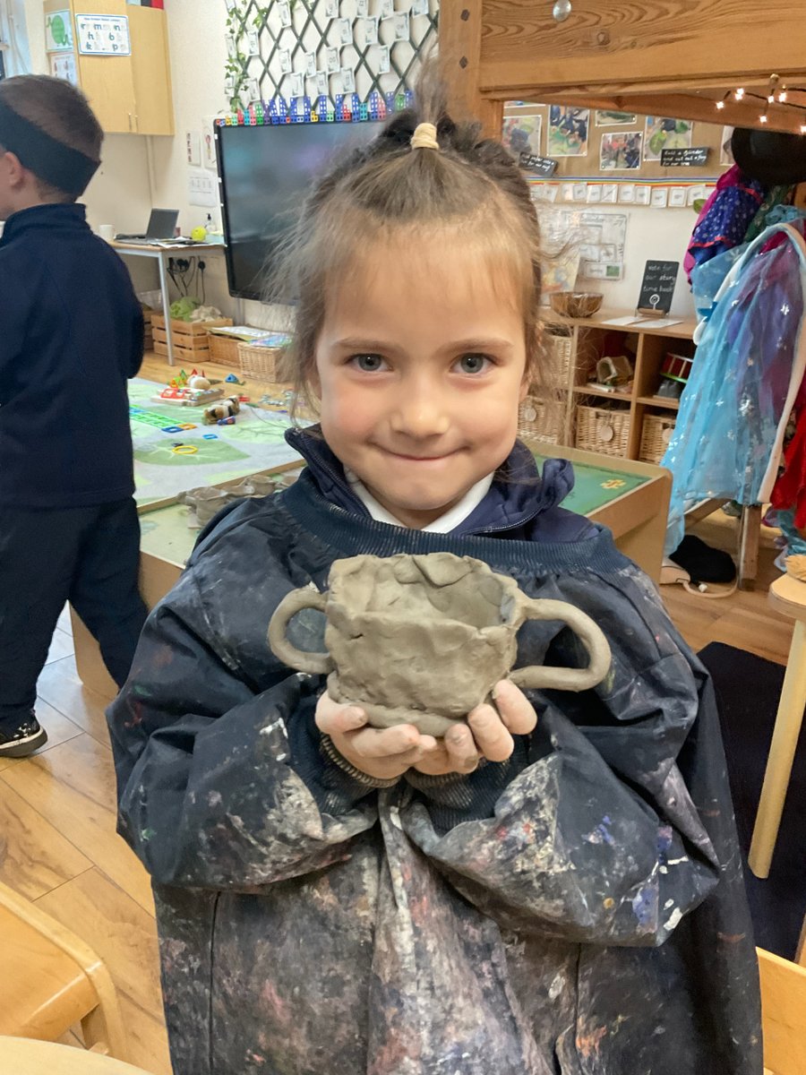 #StPetersReception visited The Little Gym as they begin to learn about the Olympics for the whole school theme🏅

#StPetersYear1 have some wonderfully decorated classrooms and more #StPetersReception made their own Greek clay pots!

#StPetersTogether | 🤎