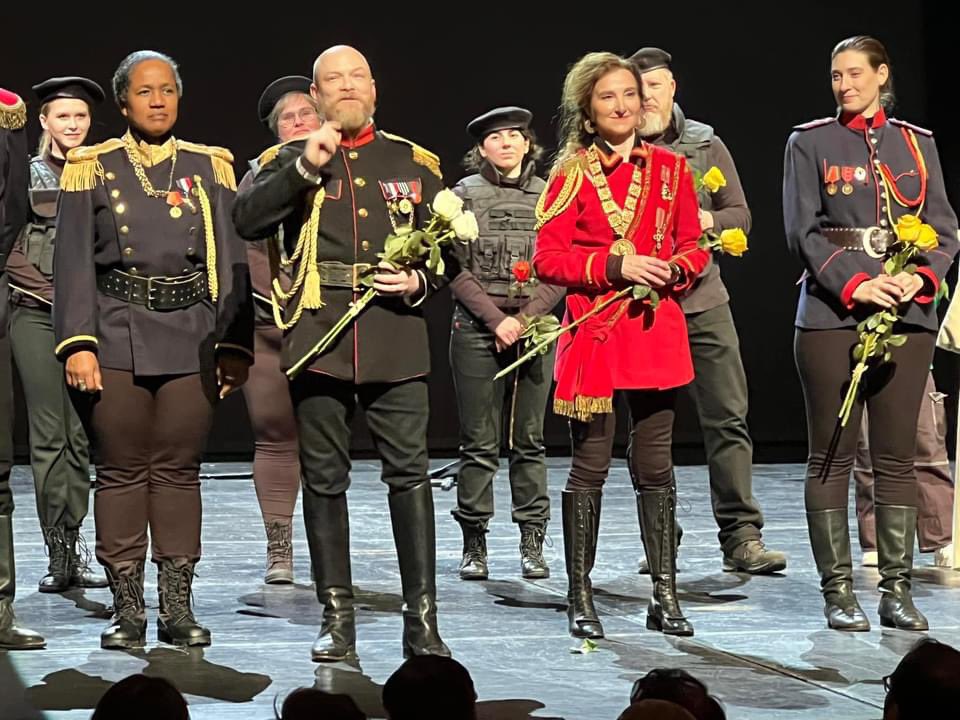 Jan Thompson tweet media