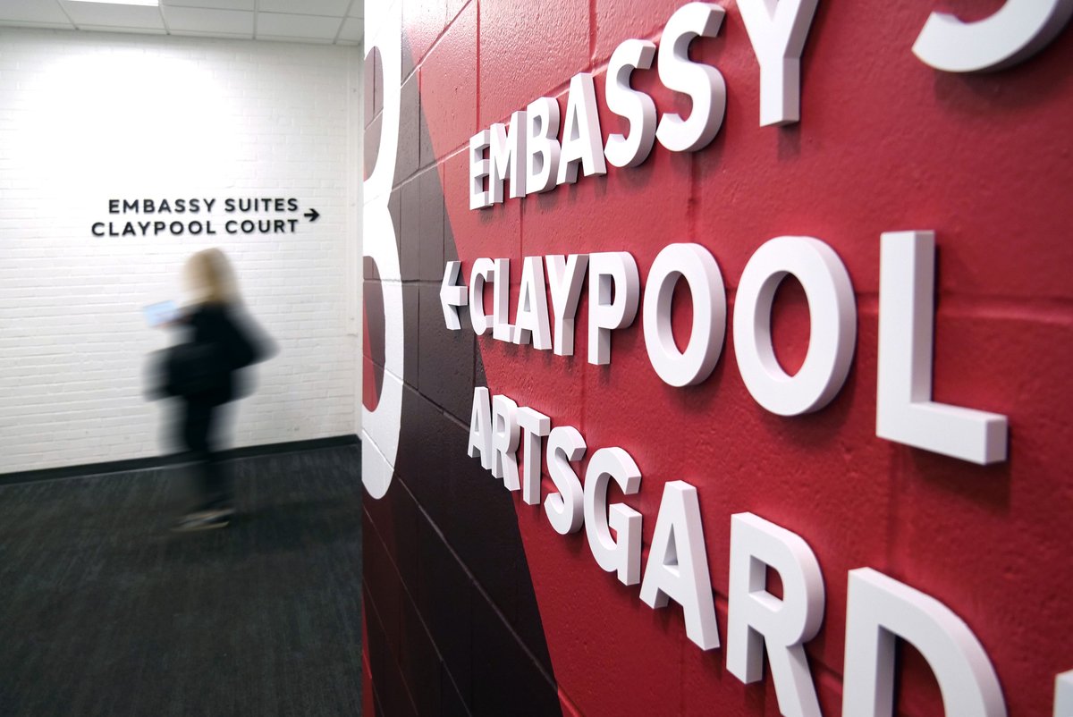 Sec_127's tweet photo. Great design does more than catch the eye—it makes life easier. At Claypool Court, our newly created modern wayfinding signage guides visitors effortlessly through the space.

#S127 https://t.co/mNnFynida7