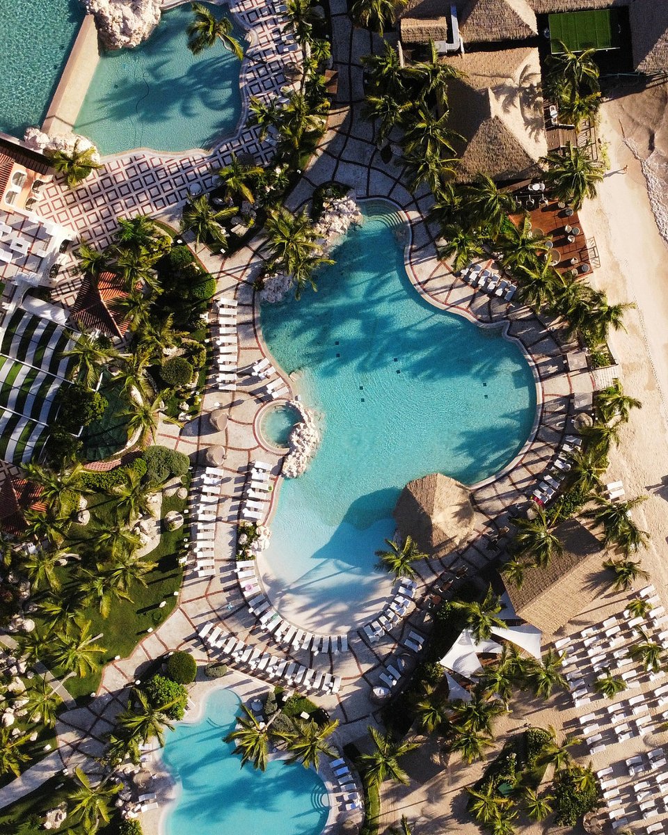 Arrive at a match made in heaven: luxury and paradise.
#SanctuaryCapCana  #TravelTuesday