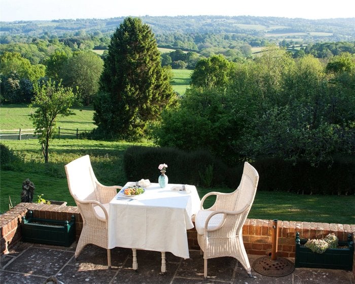JacksonStopsTW's tweet photo. **NEW INSTRUCTION***The major portion of this #countryhouse is #forsale offering spacious and well proportioned accommodation in a peaceful and elevated position enjoying far reaching southerly views. #tunbridgewells #sussex #periodproperty
https://t.co/gO1uvuT5j6 https://t.co/al7EH3mcEJ