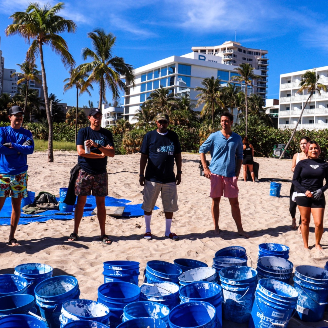 Throwing it back to our incredible day cleaning up the beach with #TheLocalOctopusFoundation! 🌊 Huge shoutout to everyone who joined us in leaving the #FortLauderdaleBeach better than we found it. Together, we're making a real difference for our oceans and community. 🐙💙