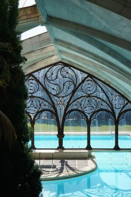 'As if a cathedral had been flooded with turquoise waters': The Spanish hotel where Gothic and stained glass meet time off in the sun trib.al/K9RNZwk