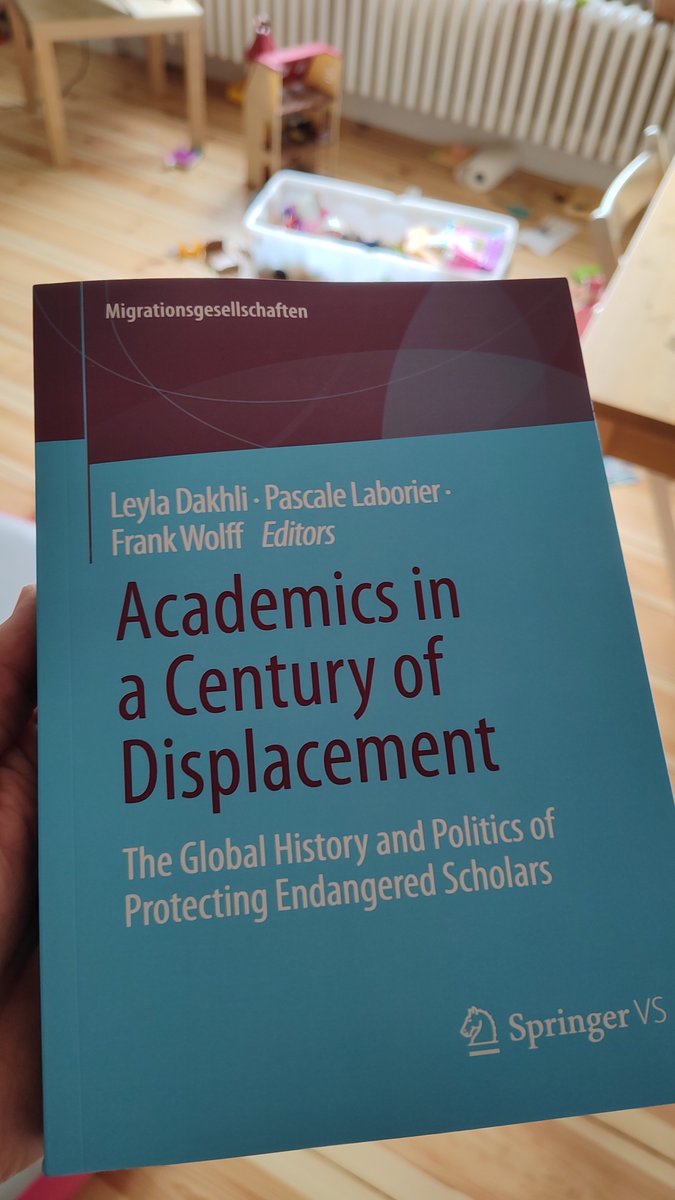Out now! (background hints at why it took so long) @IMIS_UOS @CentreMarcBloch @Bard_Berlin @ZiF_Bi