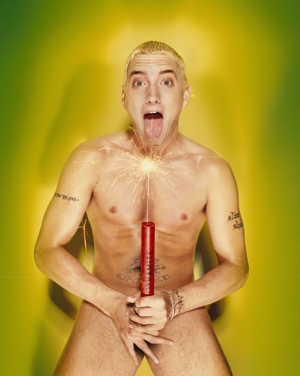 FeticheMag's tweet photo. Naomi Campbell: Have Your Seen Me - 1999
Eminem: About to Blow - 1999
Britney Spears: The Onyx Hotel Tour - 2004

#MuyFetiche #Photography #DavidLaChapelle https://t.co/EGWtRp9jJO