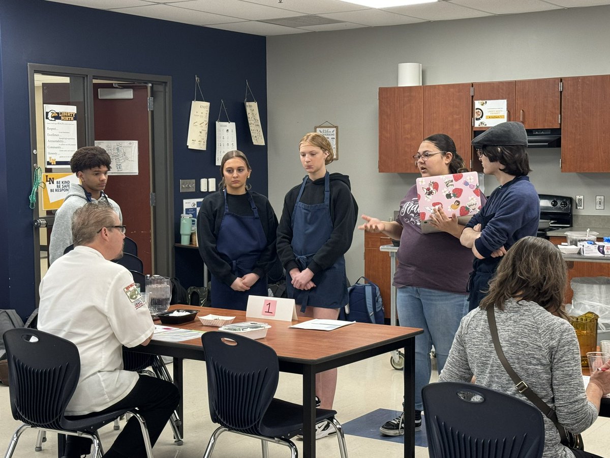 LNEagleNews's tweet photo. Culinary students exercising their real world learning skills as they develop plant based recipes for Kids Feeding Kids as chefs, community members, and @LIBERTYSCHOOLS Board Members provide feedback. @KauffmanFDN #RealWorldLearning https://t.co/hJWolXvIcl