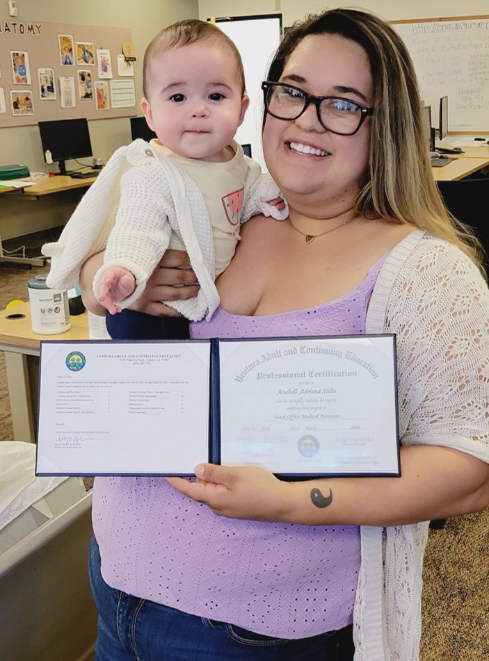 Congratulations to Anabell Stiles on completing our 700 hour Back Office Medical Assistant Program. We are so proud of you. 💉🔬⚕️🧬💊
#vace805 #vaceCTE #vaceCTEGrad2024 #VUSDstrong #JobTraining #CareerTechEd
#medicalassistant #medicalassistants #medicalassistantstudent