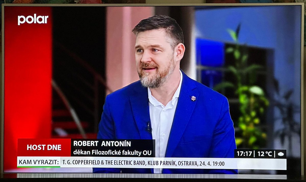 RobertAntonin's tweet photo. Proč začít studovat nový program Cizí jazyky pro firemní praxi? Jakou mají humanitní obory budoucnost? Nejen o studiu na @filda_ou dnes ze studia @Televize_Polar v pořadu Host dne. https://t.co/V80bj1IsK6