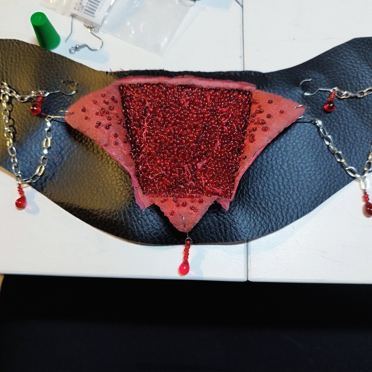 Morbid63463's tweet photo. La seconde pièce de ma collection Gore-Chic ! Inspiré par les Cénobites d'Hellraiser 
#hellraiser #HorrorCommunity https://t.co/hEFj3fklKD