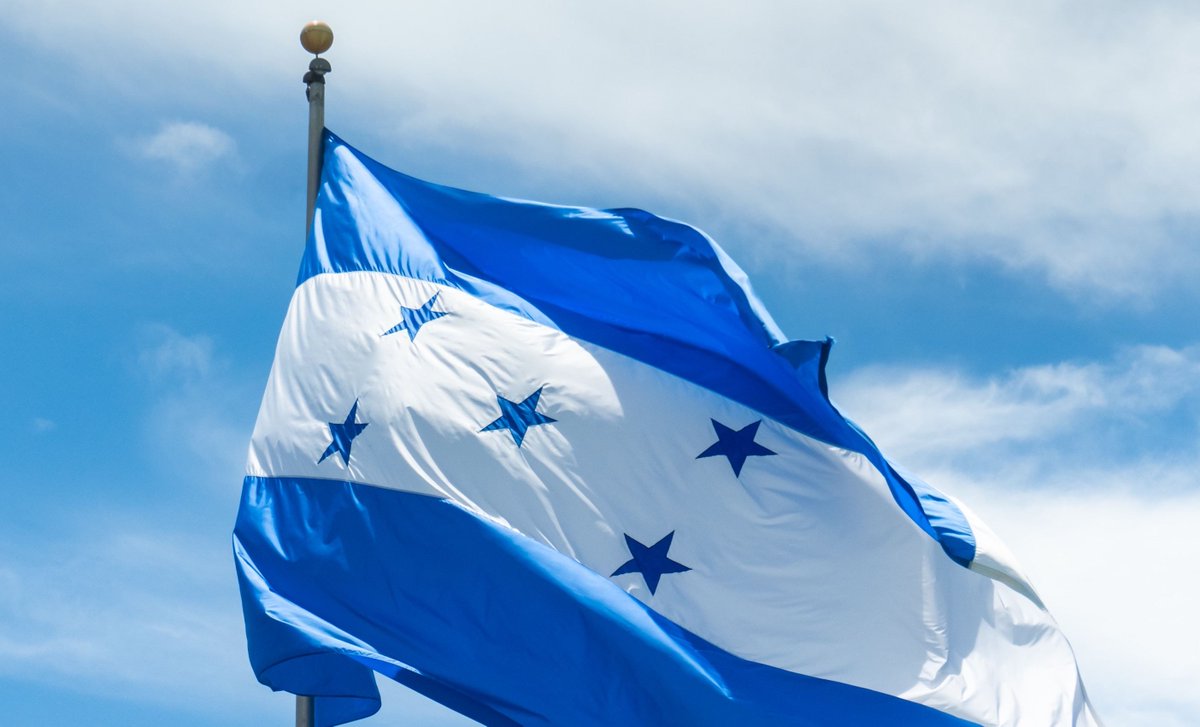 Defensores de derechos humanos de #Honduras alertan ante el Comité Contra la Tortura de la #ONU sobre las amenazas a los derechos humanos ante la creciente militarización durante el régimen de excepción. Ver artículo de @ElenaRusca de @ELCLARINDECHILE con @Esthsalinasc (CPTRT),