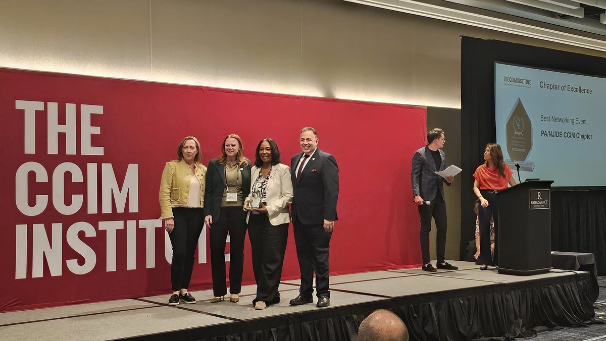 ccim's tweet photo. Looking to relive the excitement from #TheCCIMInstitute2024Midyear Governance Meetings?

See what our CCIMs experienced during their time in Nashville with our 'As Seen by CCIMs' Flickr album: https://t.co/kLlaWmKfDd

#TheCCIMInstitute #CCIM #commercialrealestate #powerofthePin https://t.co/9eFC5xTXpu