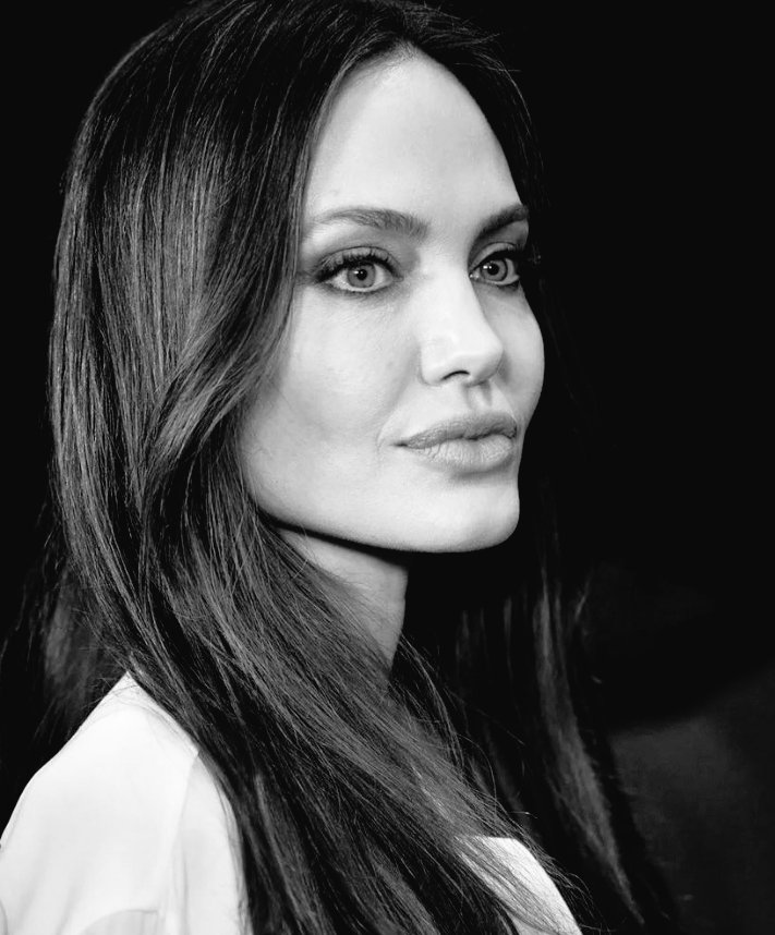 adeleeglory's tweet image. Angelina Jolie literally defines "ages like fine wine" #unmatched