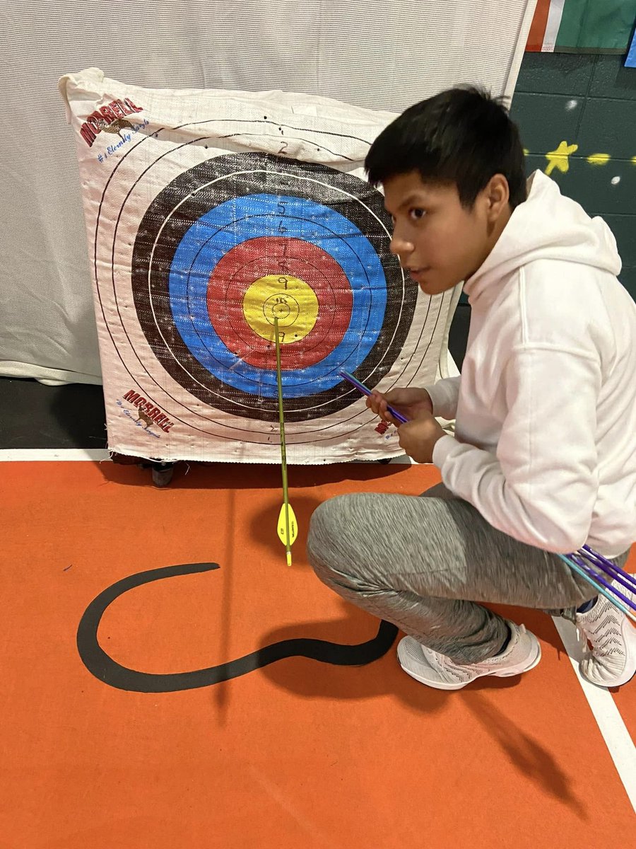 IPS_NorthwestMS's tweet photo. Archery Unit in PE 🏹🎯 https://t.co/ifmt6V1x5Z