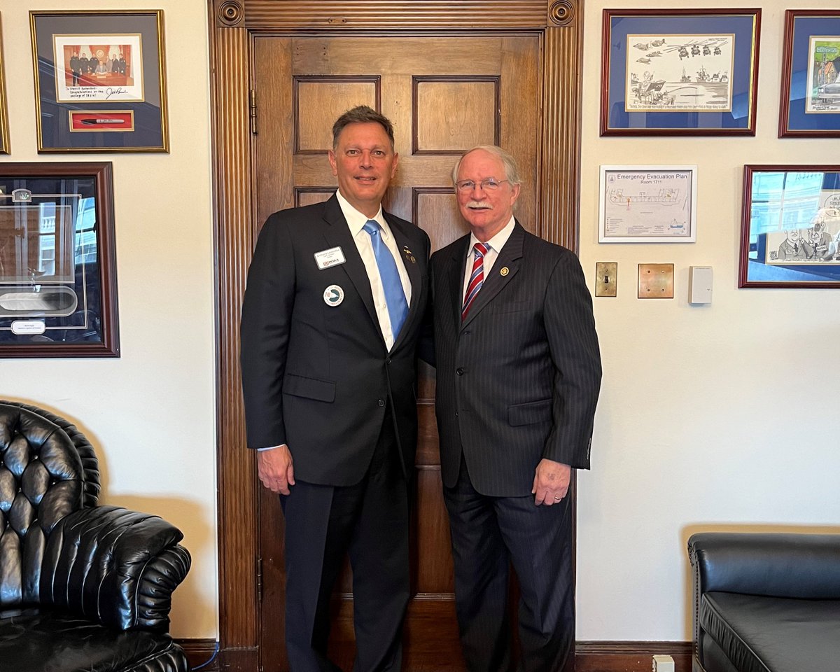 I recently met with CAPT Tony LaVecchia, USN Ret. during @MilitaryOfficer's Advocacy in Action week. I am proud to support the Major Richard Star Act, restore BAH to 100%, & protect TRICARE for Life for veterans who have earned it.
