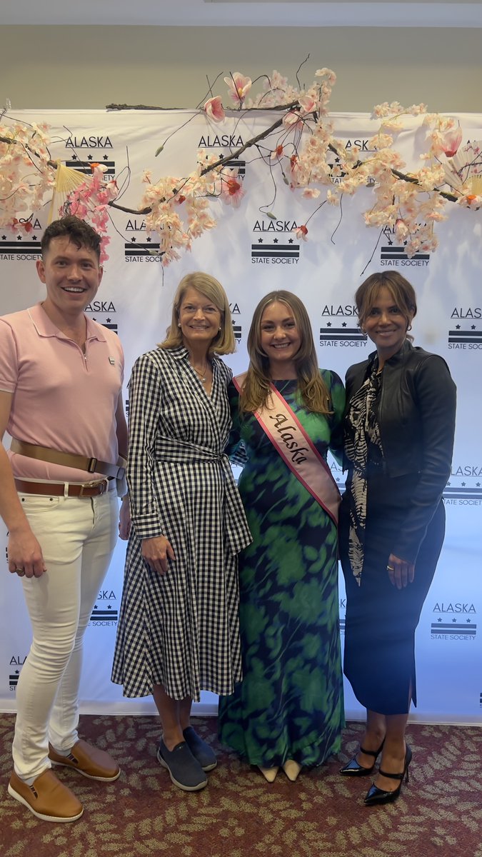 We had a special guest at this year’s @AKStateSociety Cherry Blossom Reception! Thank you @halleberry for stopping by and celebrating our great state!